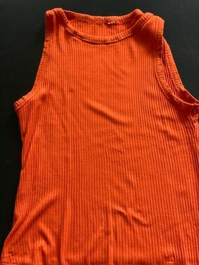 Sleeveless Ribbed Tank Top - Orange/rust